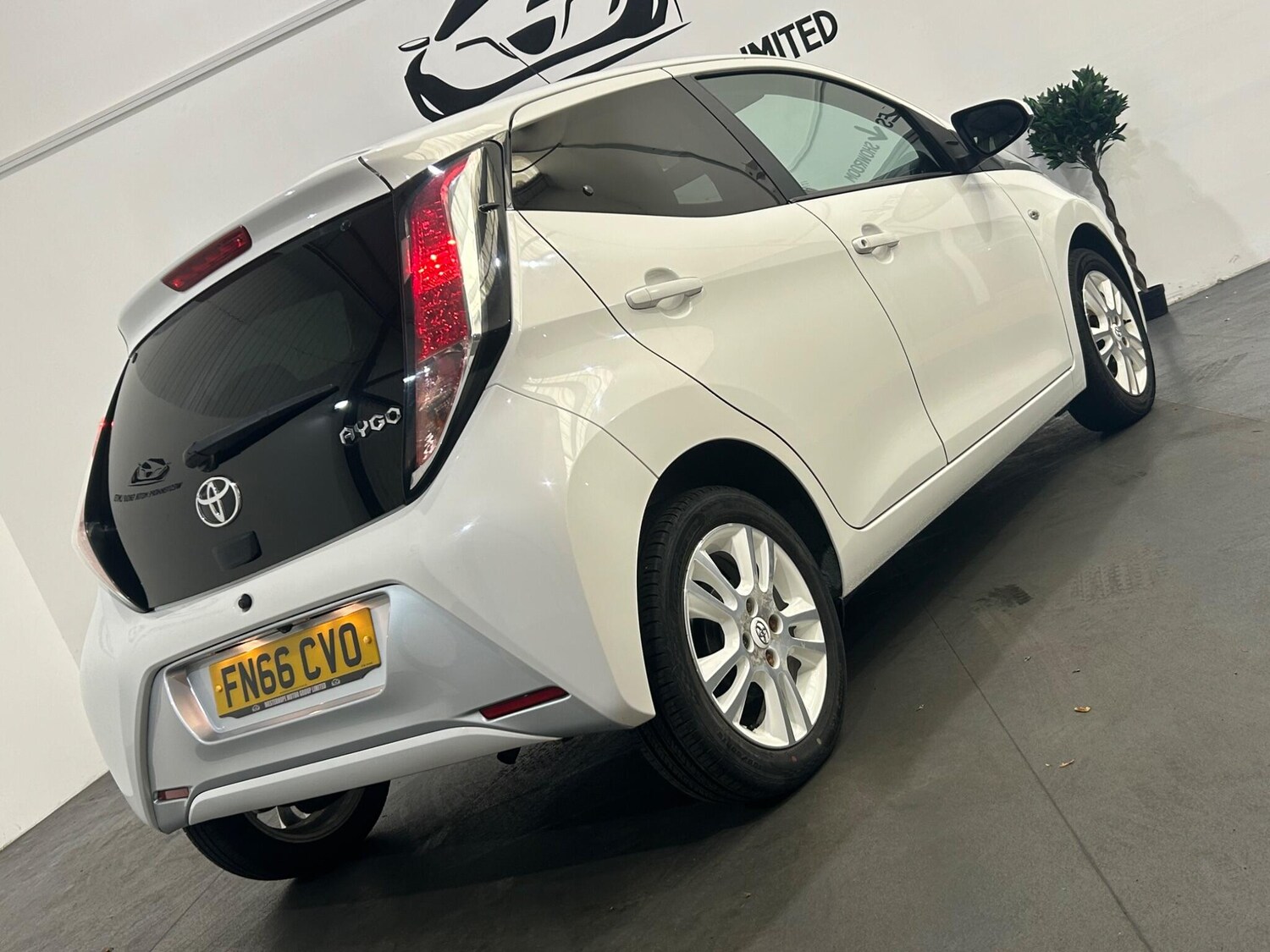 Vehicle 28