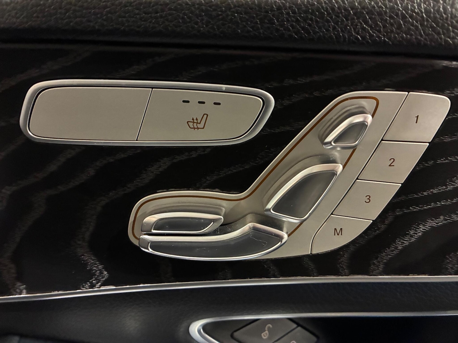 Used Mercedes-Benz C Class 2016 for sale - 77066369: Photo 32