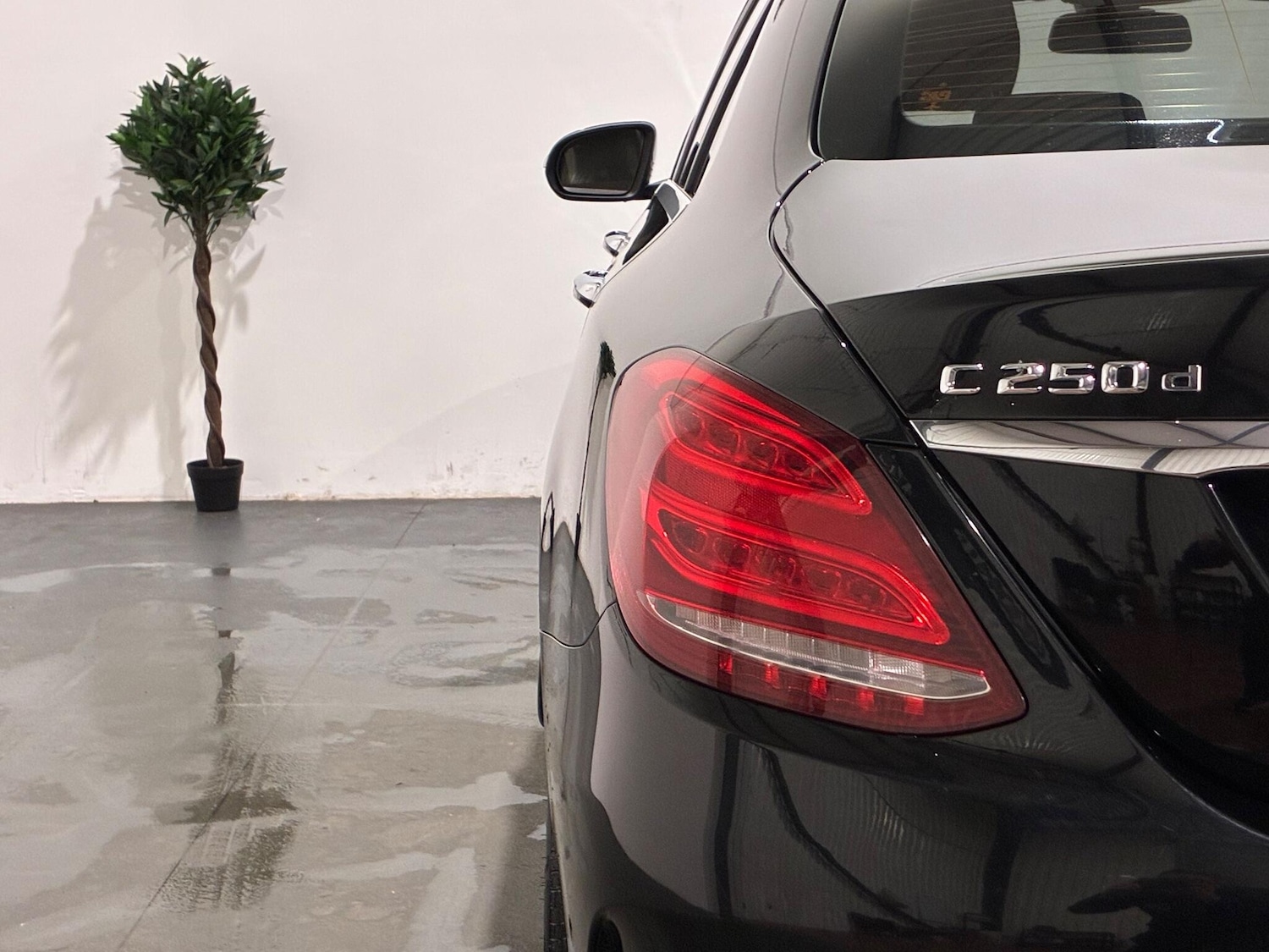 Used Mercedes-Benz C Class 2016 for sale - 77066369: Photo 49