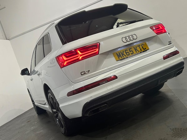 Used Audi Q7 2015 for sale - 76260106: Photo 17