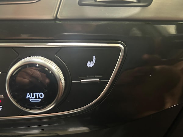 Used Audi Q7 2015 for sale - 76260106: Photo 30