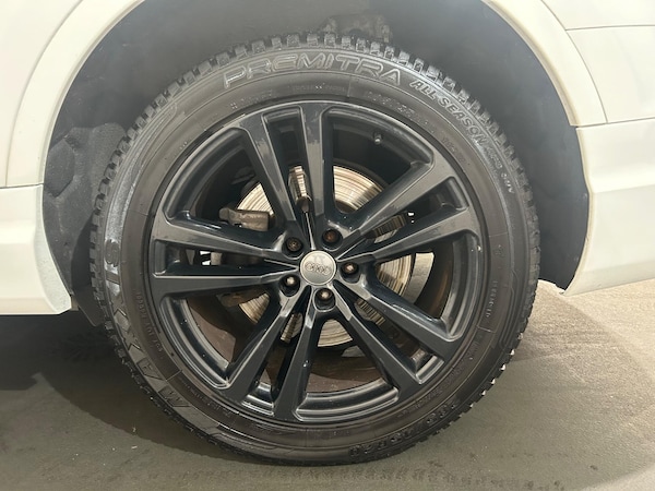 Used Audi Q7 2015 for sale - 76260106: Photo 39