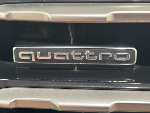 Used Audi Q7 2015 for sale - 76260106: Photo 40