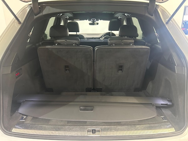 Used Audi Q7 2015 for sale - 76260106: Photo 52