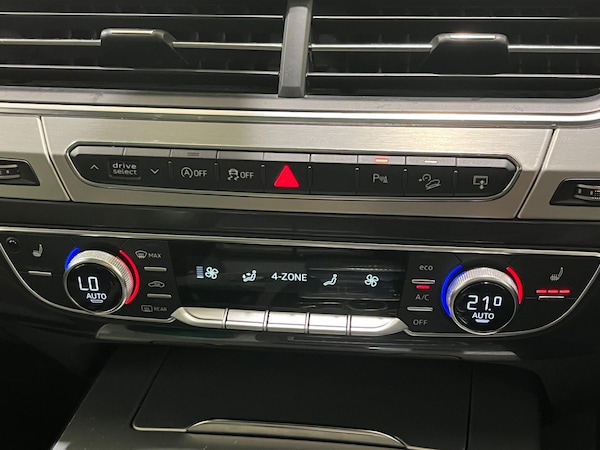 Used Audi Q7 2015 for sale - 76260106: Photo 72