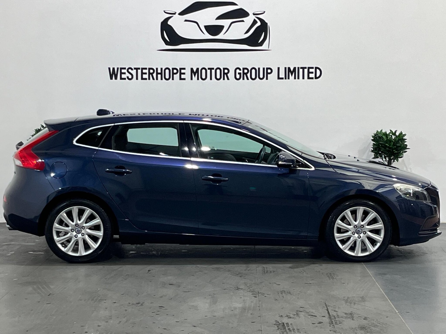 Used Volvo V40 2013 for sale - 76409519: Photo 14
