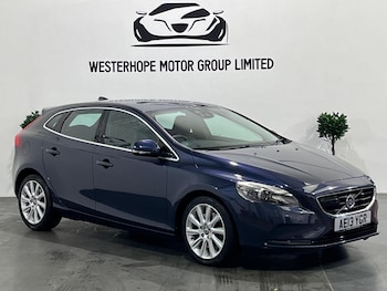 Used Volvo V40 2013 for sale - 76409519: Photo
