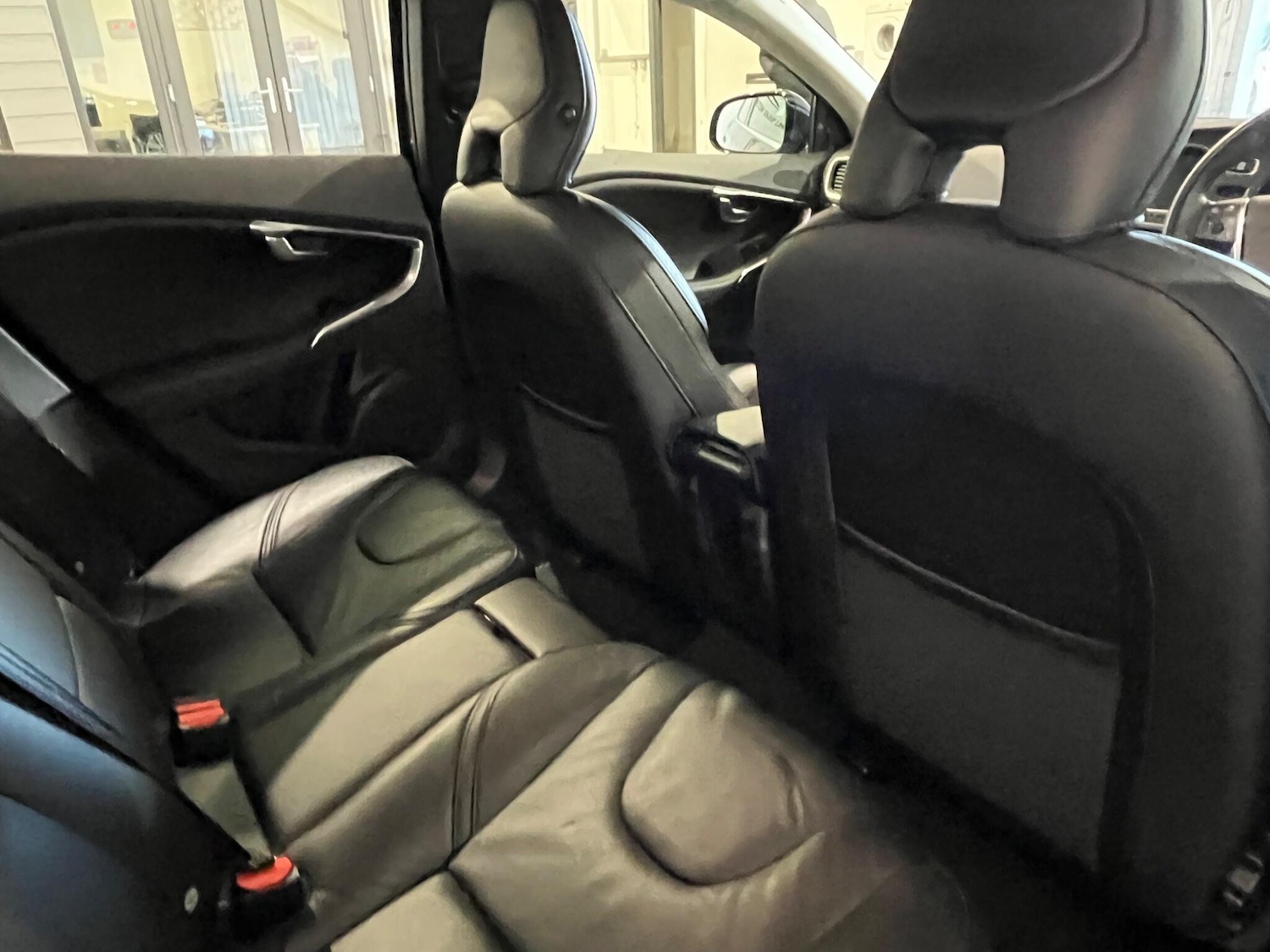 Used Volvo V40 2013 for sale - 76409519: Photo 22