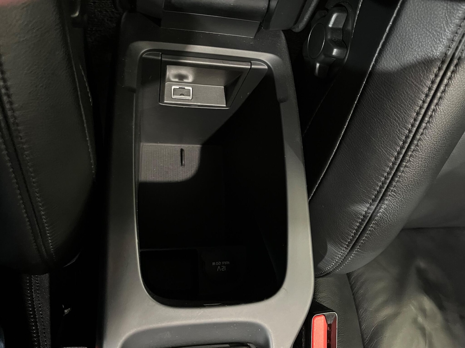 Used Volvo V40 2013 for sale - 76409519: Photo 27