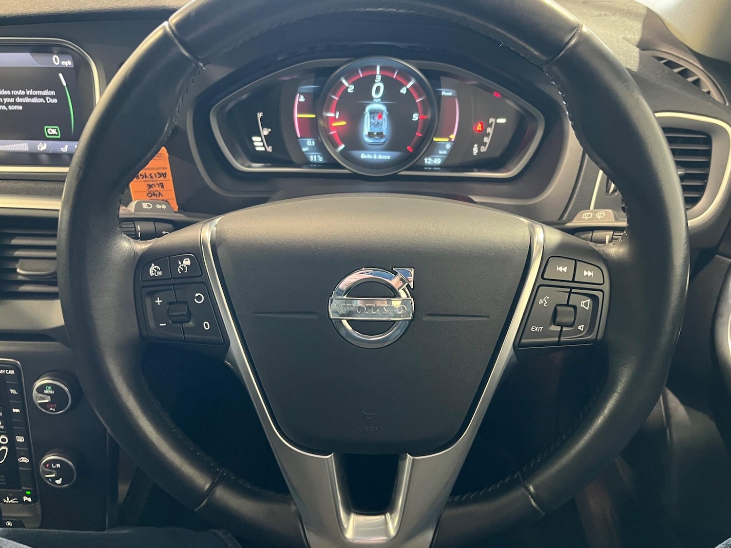 Used Volvo V40 2013 for sale - 76409519: Photo 43