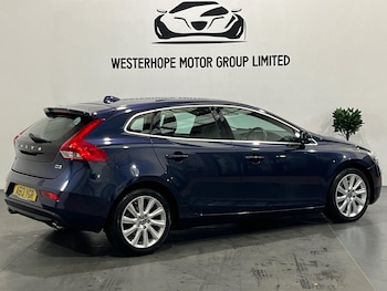 Used Volvo V40 2013 for sale - 76409519: Photo