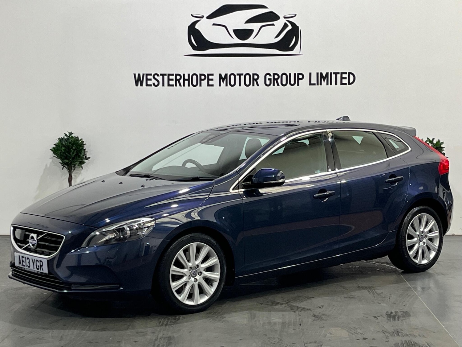 Used Volvo V40 2013 for sale - 76409519: Photo 7