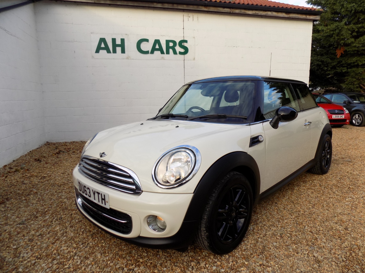 Used MINI Hatch 2013 for sale - 76415474: Photo 2