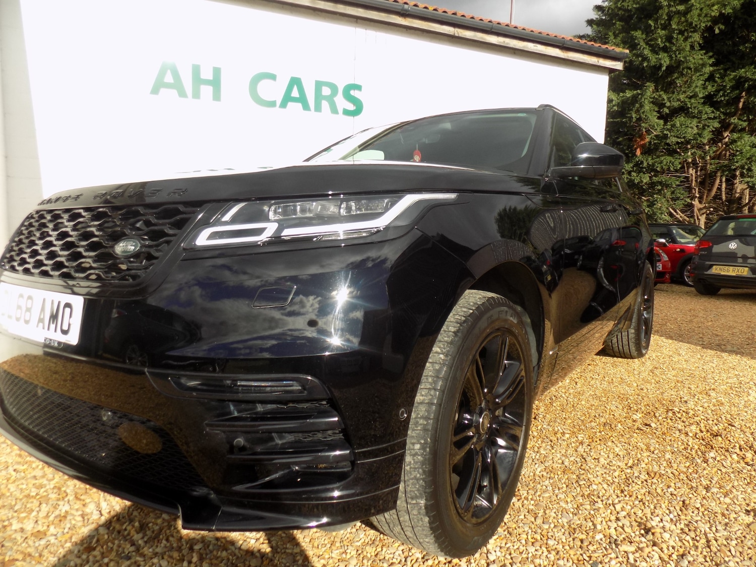 Used Land Rover Range Rover Velar 2019 for sale - 76374965: Photo 10