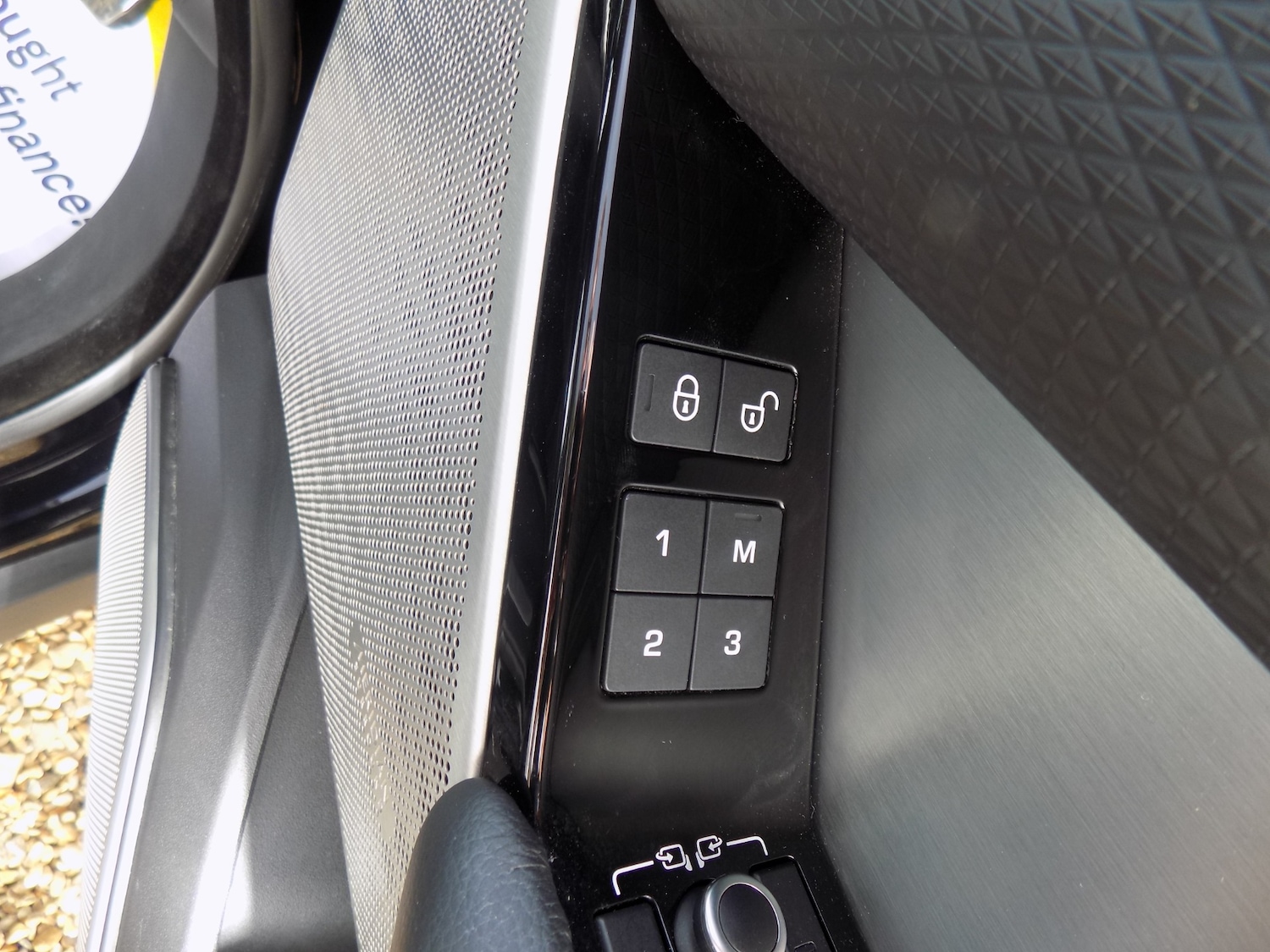 Used Land Rover Range Rover Velar 2019 for sale - 76374965: Photo 34