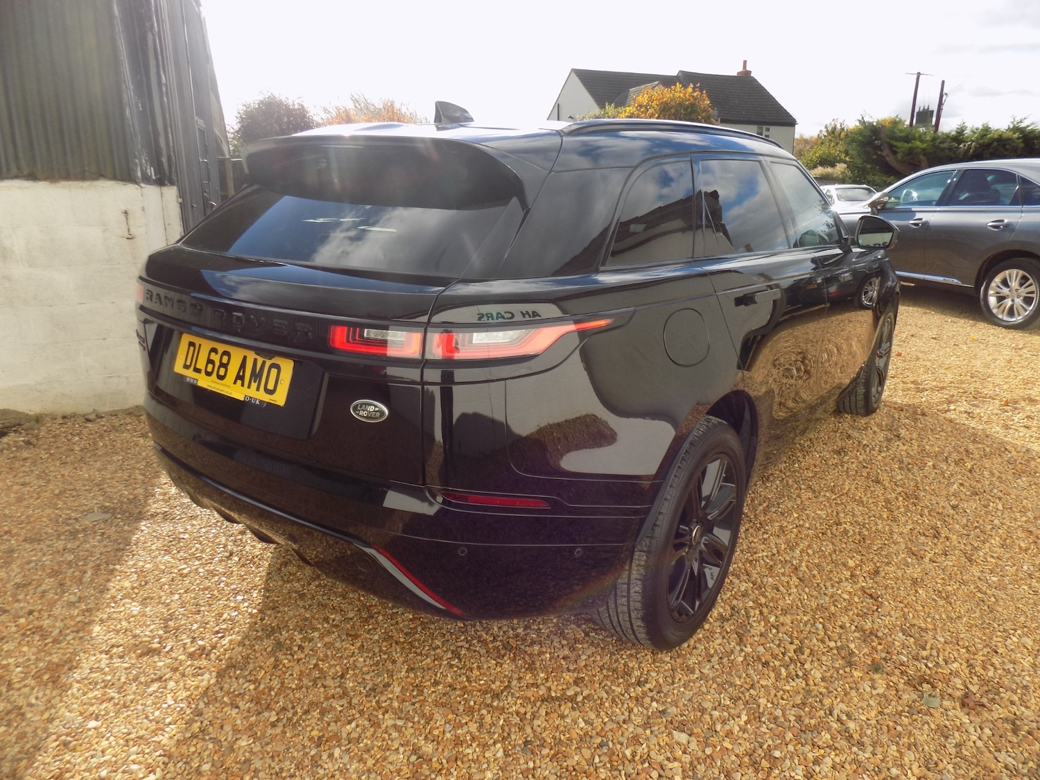 Used Land Rover Range Rover Velar 2019 for sale - 76374965: Photo 6