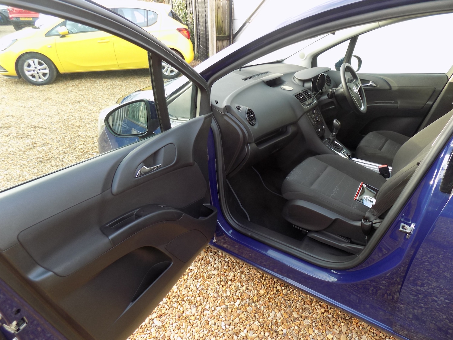 Used Vauxhall Meriva 2014 for sale - 77240374: Photo 17