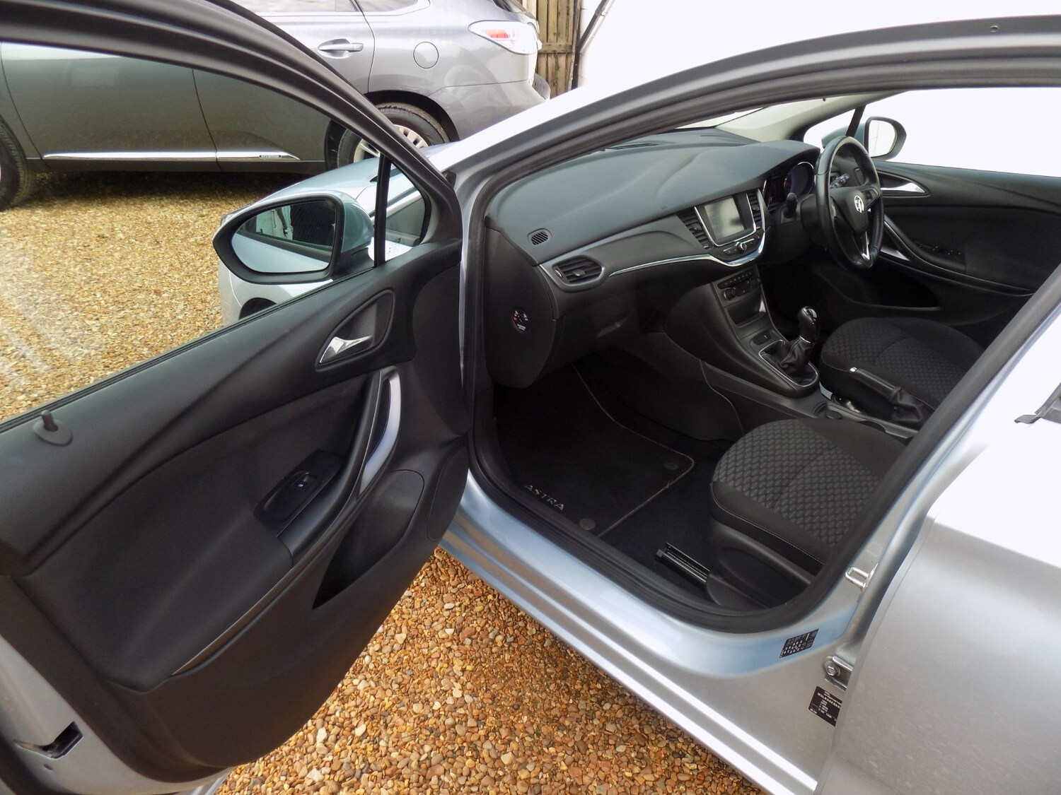 Used Vauxhall Astra 2017 for sale - 76352438: Photo 14