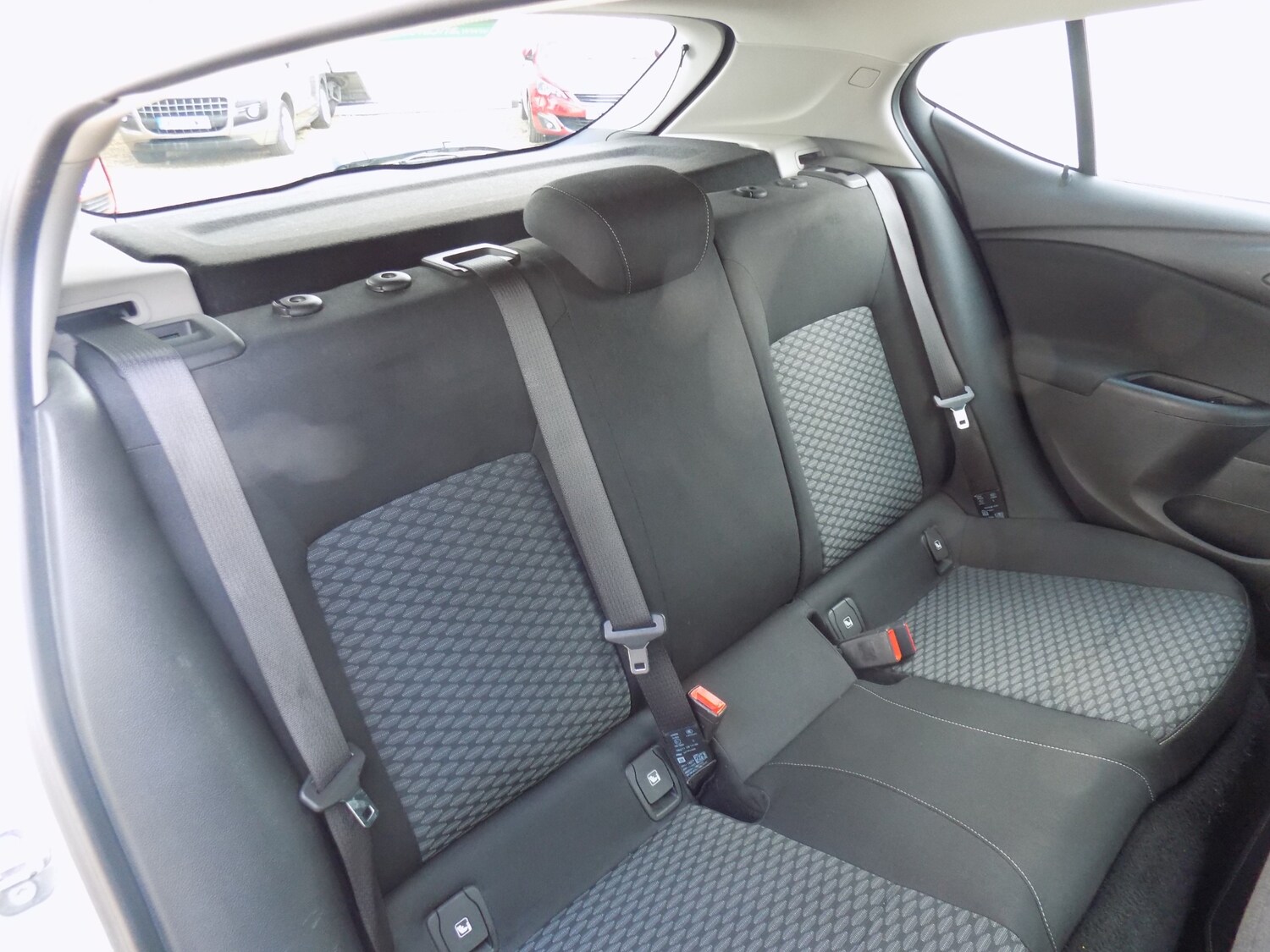 Used Vauxhall Astra 2017 for sale - 76352438: Photo 19