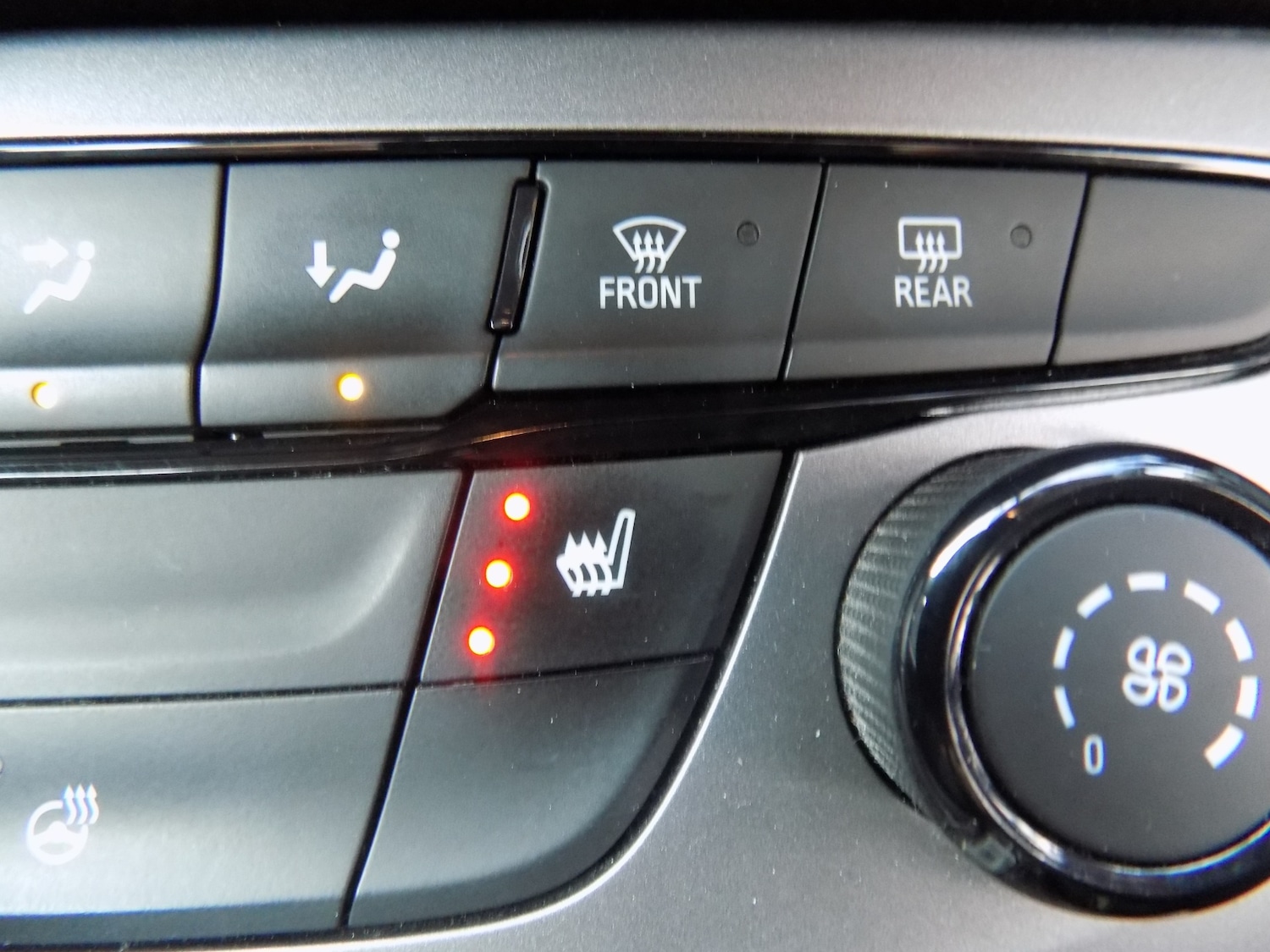 Used Vauxhall Astra 2017 for sale - 76352438: Photo 28