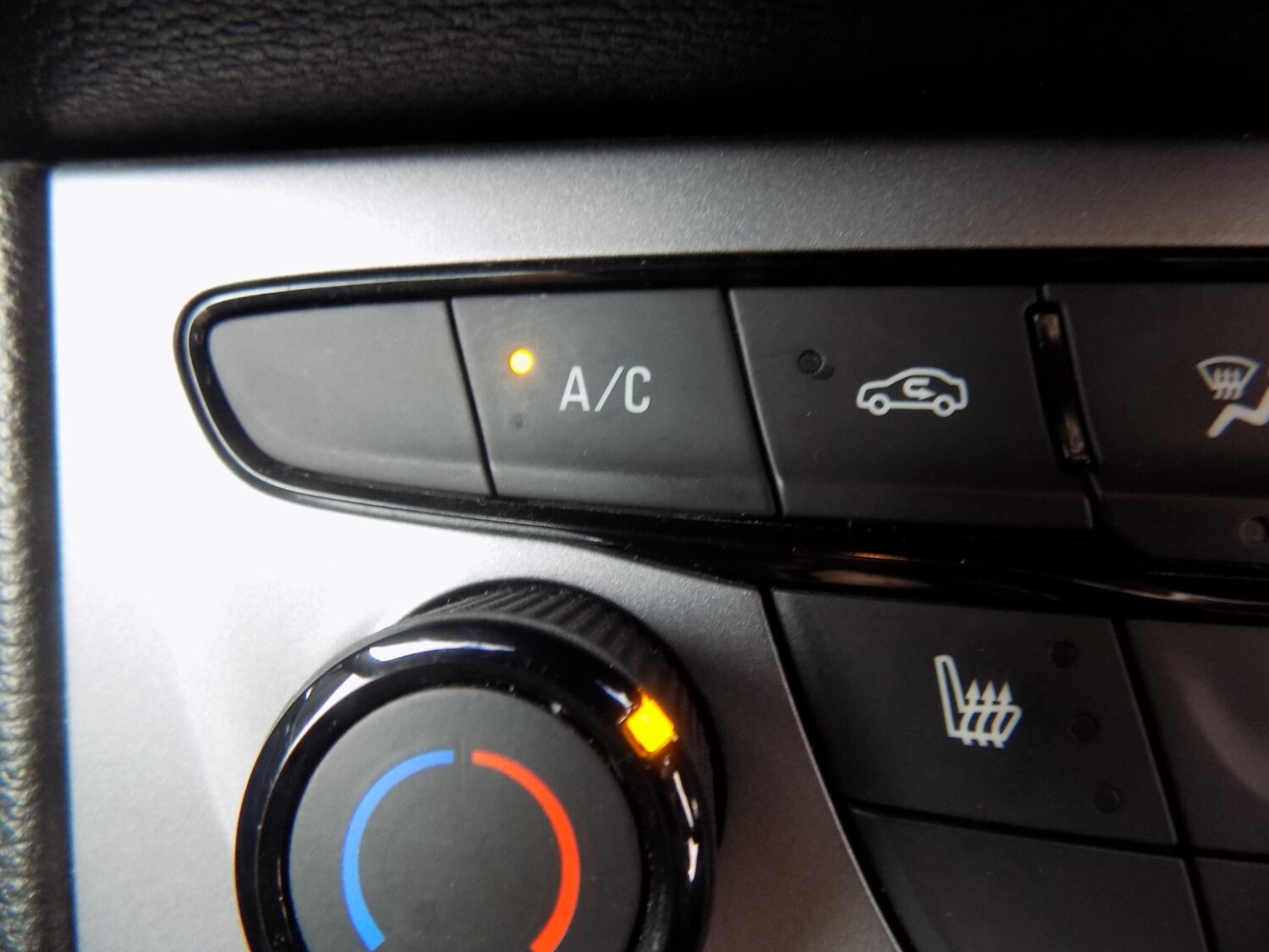 Used Vauxhall Astra 2017 for sale - 76352438: Photo 29