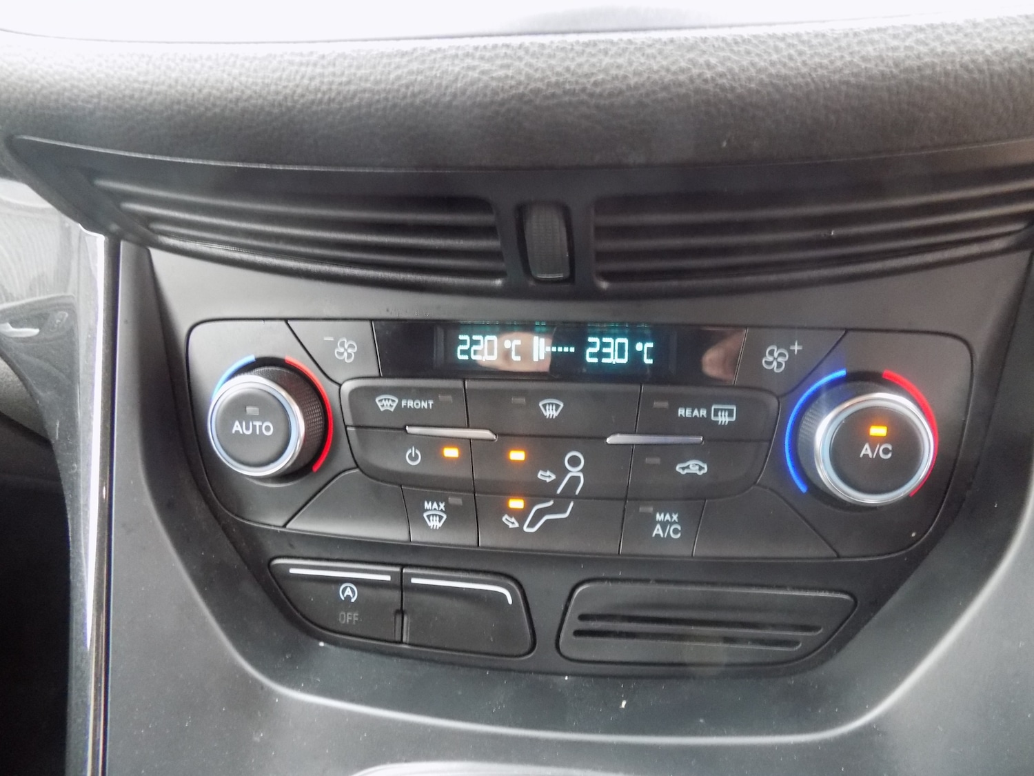 Used Ford Kuga 2017 for sale - 77151380: Photo 31