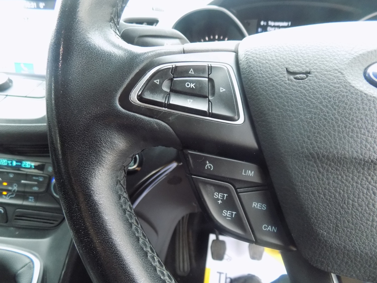 Used Ford Kuga 2017 for sale - 77151380: Photo 34