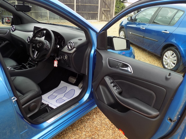 Used Mercedes-Benz B-Class 2014 for sale - 75163864: Photo 24