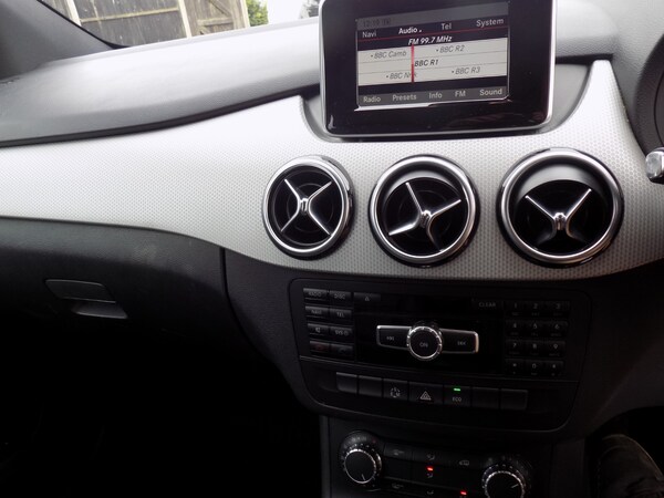 Used Mercedes-Benz B-Class 2014 for sale - 75163864: Photo 39