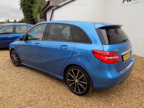 Used Mercedes-Benz B-Class 2014 for sale - 75163864: Photo 7