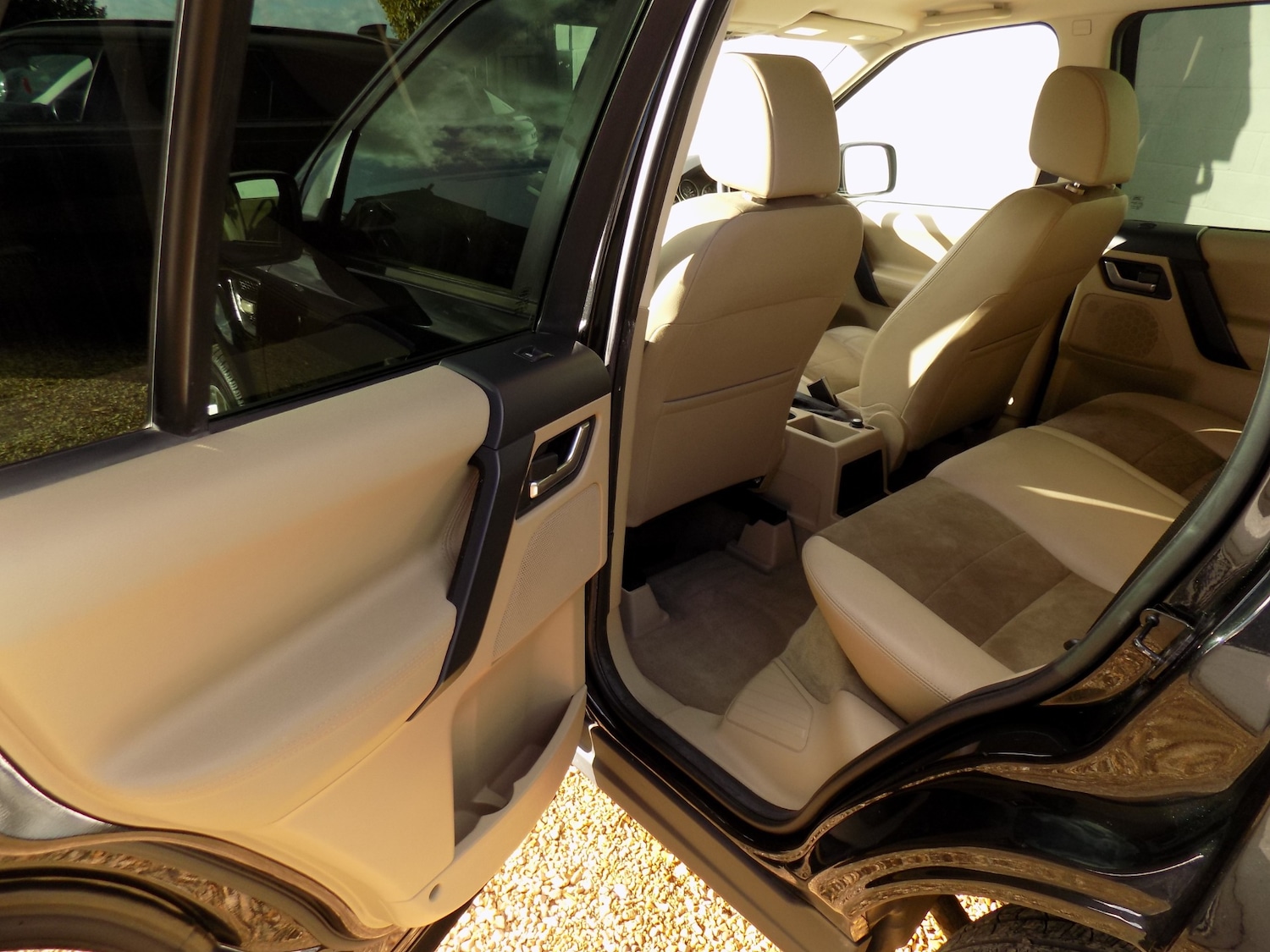 Used Land Rover Freelander 2011 for sale - 76437117: Photo 23