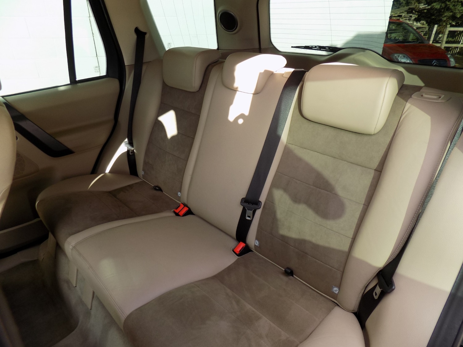 Used Land Rover Freelander 2011 for sale - 76437117: Photo 24