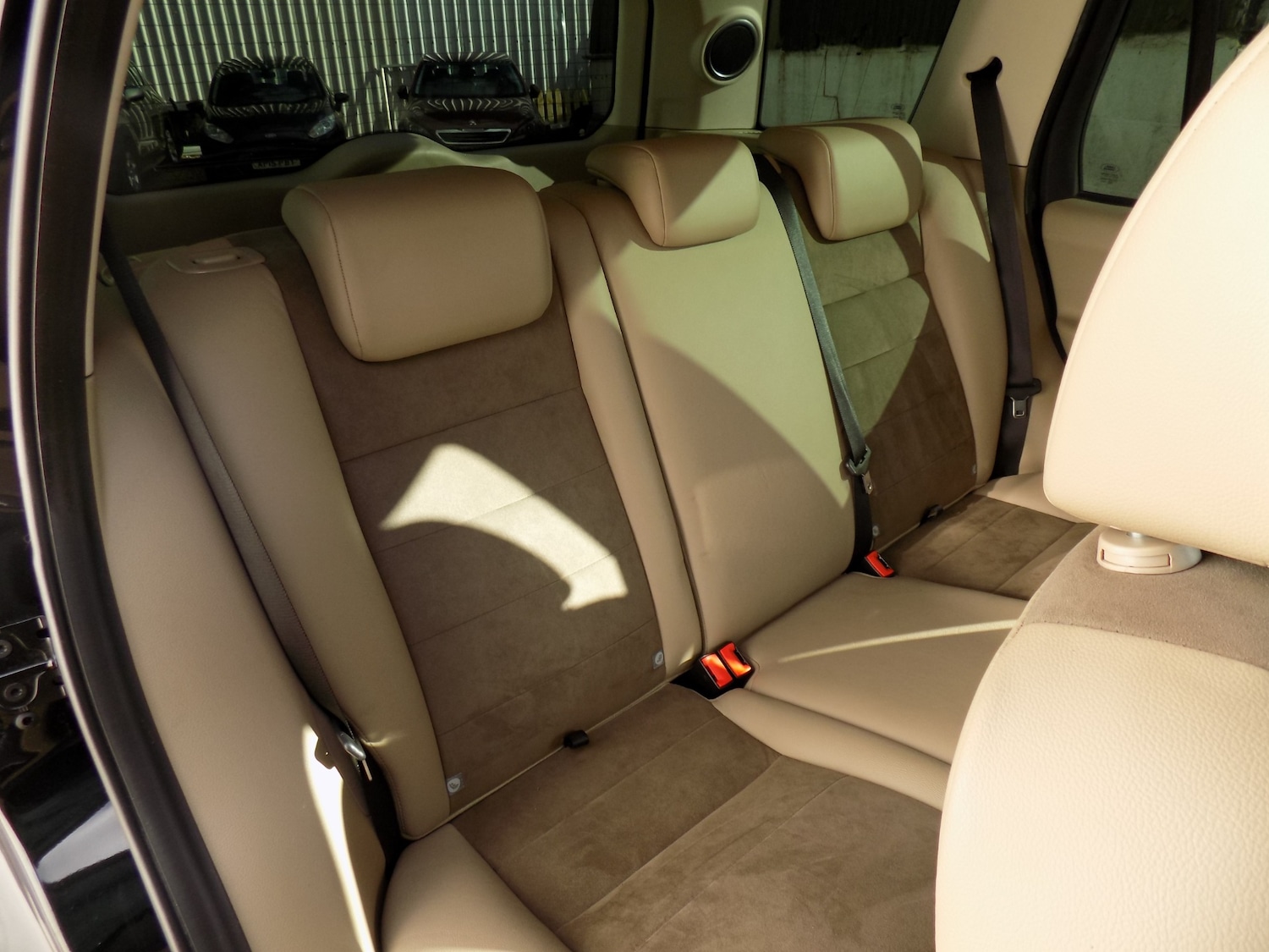 Used Land Rover Freelander 2011 for sale - 76437117: Photo 26