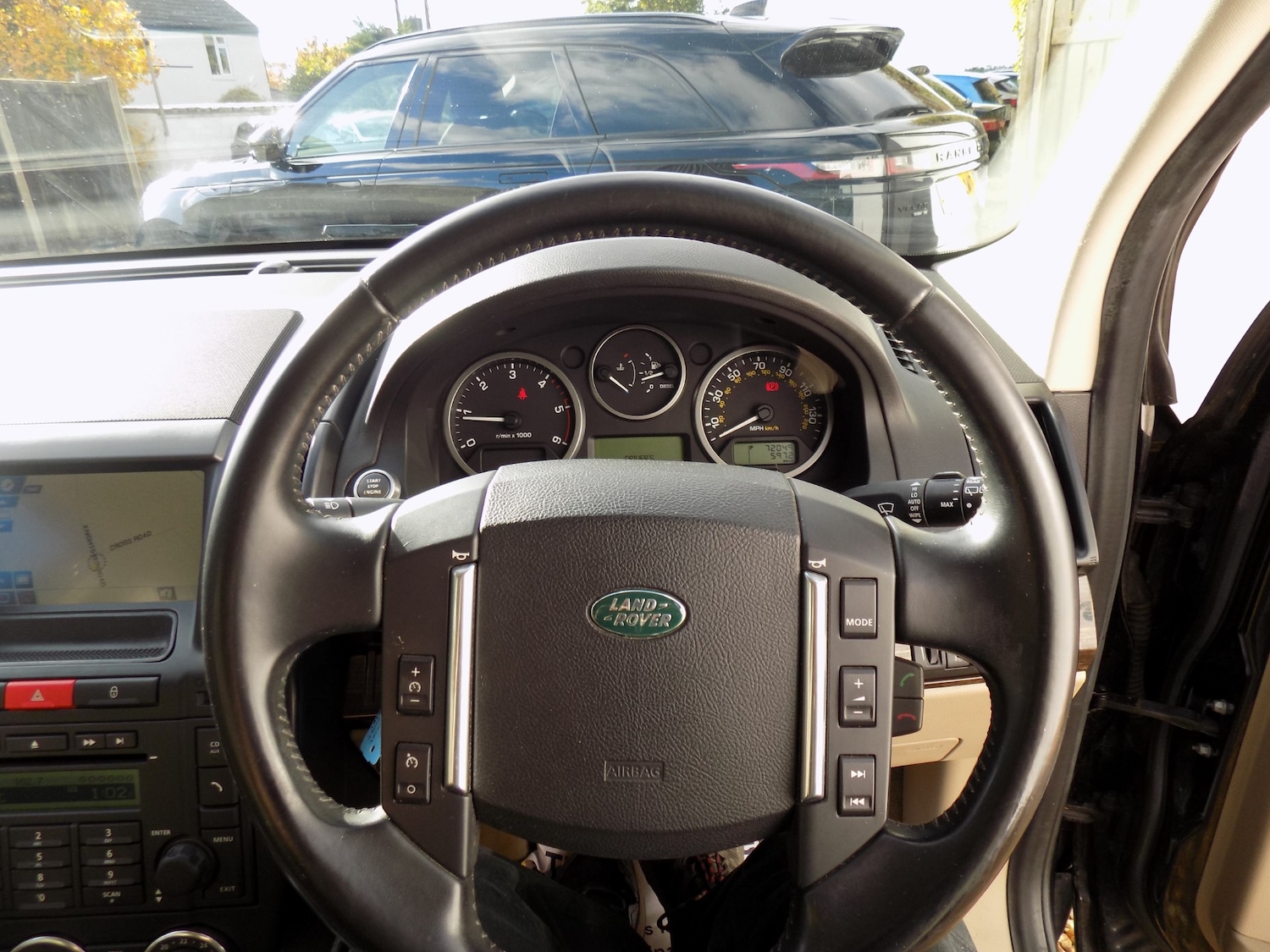 Used Land Rover Freelander 2011 for sale - 76437117: Photo 44
