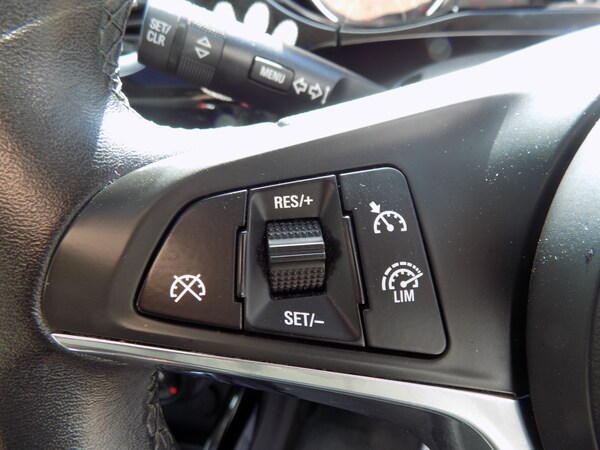Used Vauxhall ADAM 2015 for sale - 74550048: Photo 25