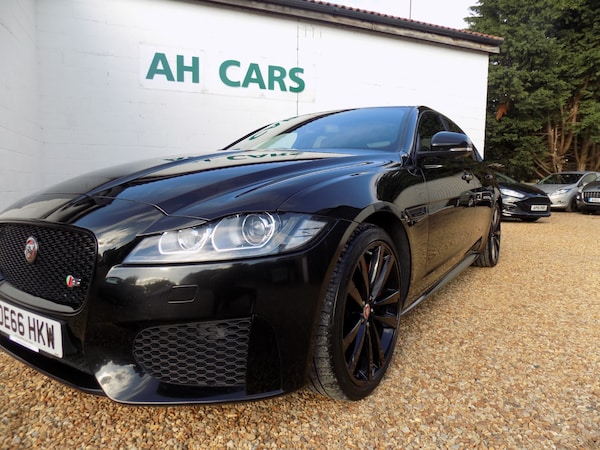 Used Jaguar XF 2016 for sale - 76142421: Photo 14