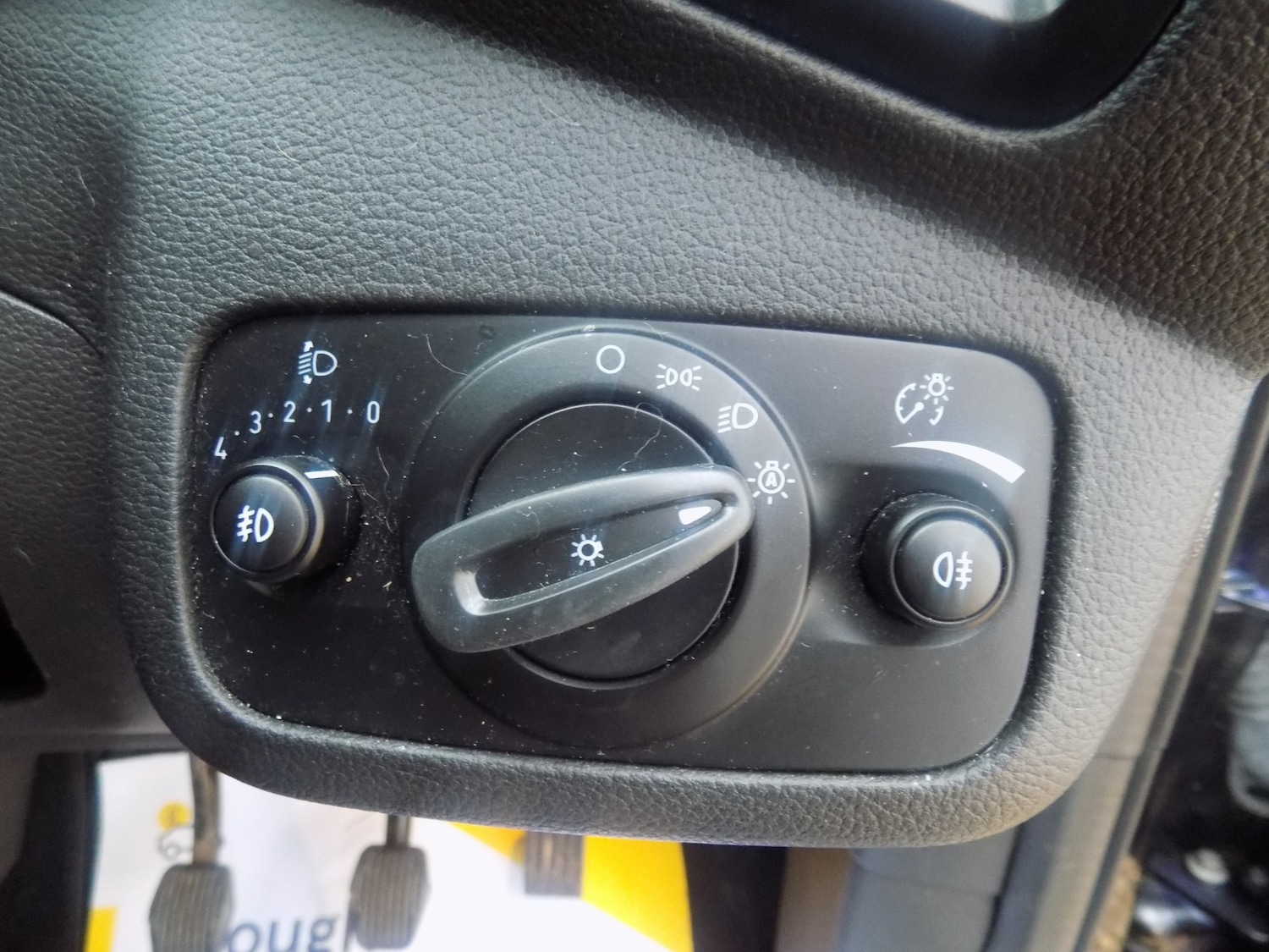 Used Ford Kuga 2016 for sale - 77661983: Photo 29