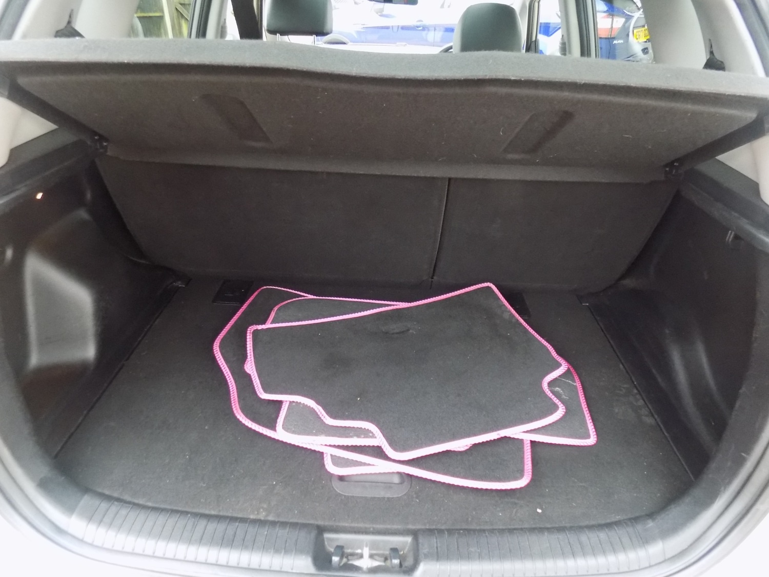 Used Kia Venga 2014 for sale - 77729144: Photo 16