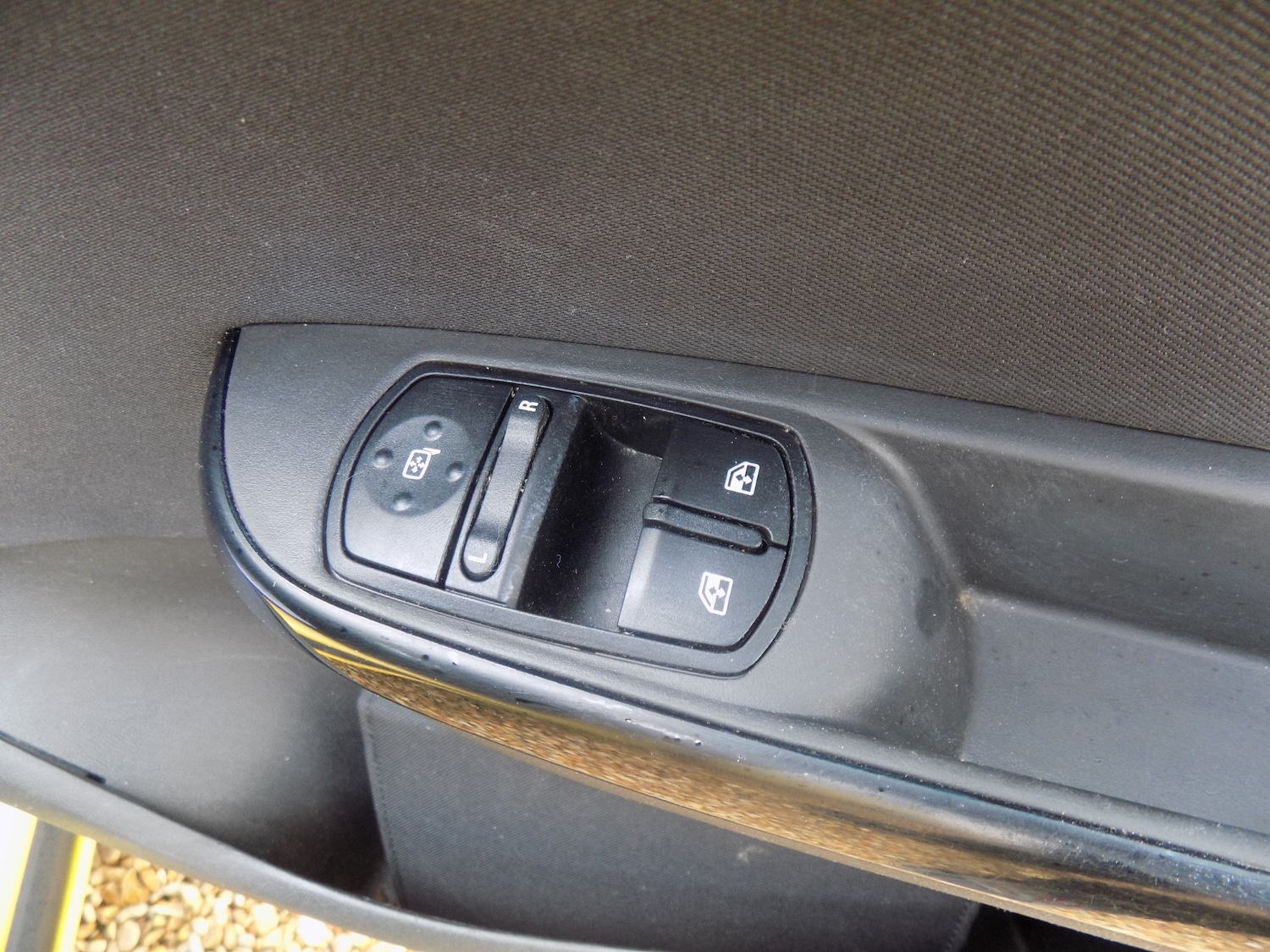 Used Vauxhall Corsa 2015 for sale - 76352300: Photo 21