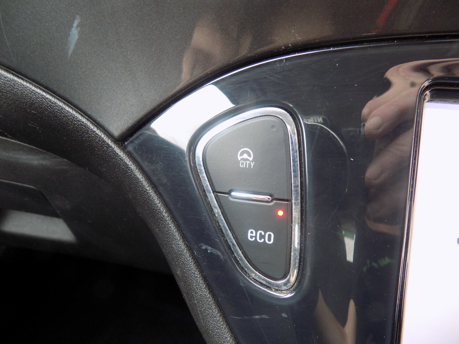 Used Vauxhall Corsa 2015 for sale - 76352300: Photo 29