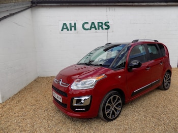 Used Citroen C3 Picasso 2017 for sale - 79393777: Photo