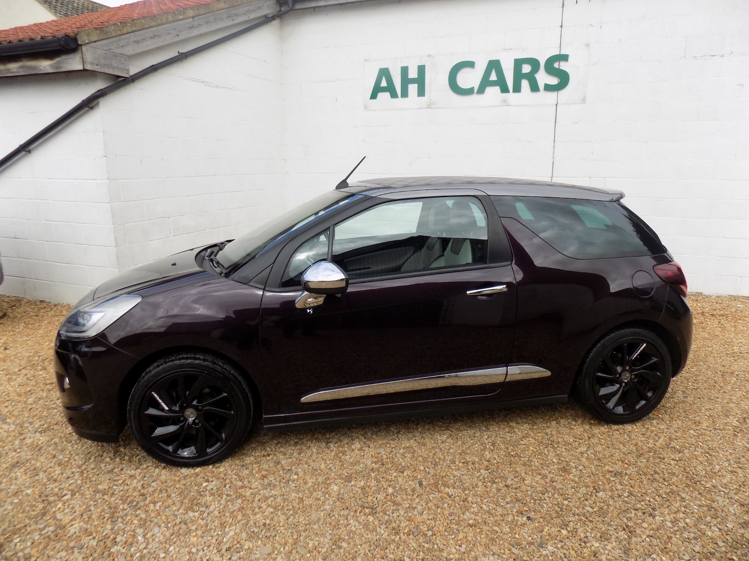 Used DS Automobiles DS 3 2015 for sale - 78025349: Photo 10