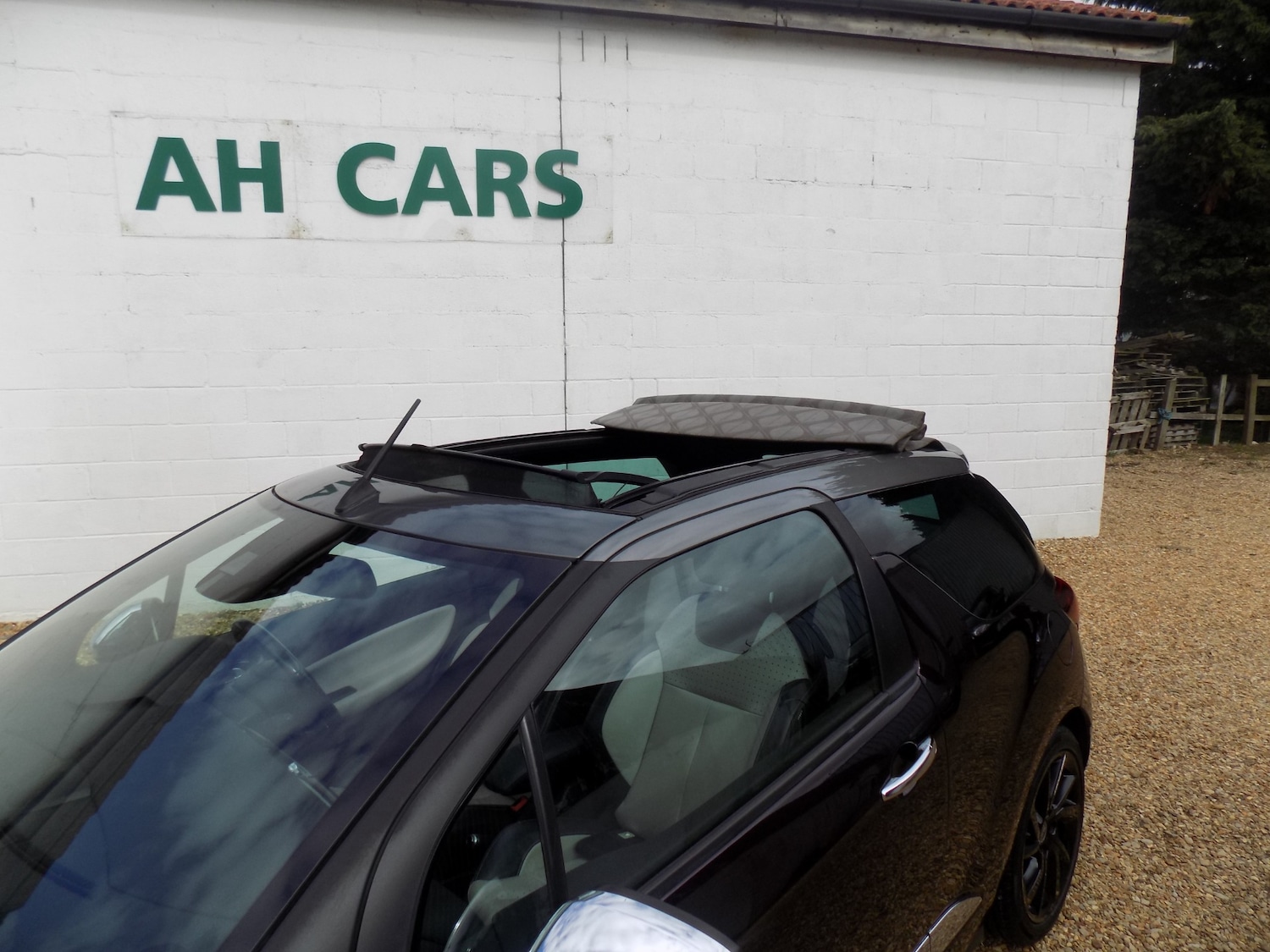 Used DS Automobiles DS 3 2015 for sale - 78025349: Photo 37