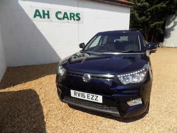 Used Ssangyong Tivoli 2016 for sale - 79152131: Photo