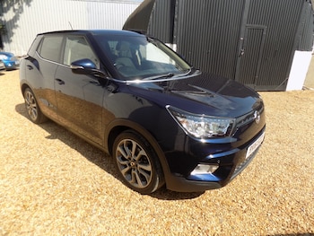 Used Ssangyong Tivoli 2016 for sale - 79152131: Photo