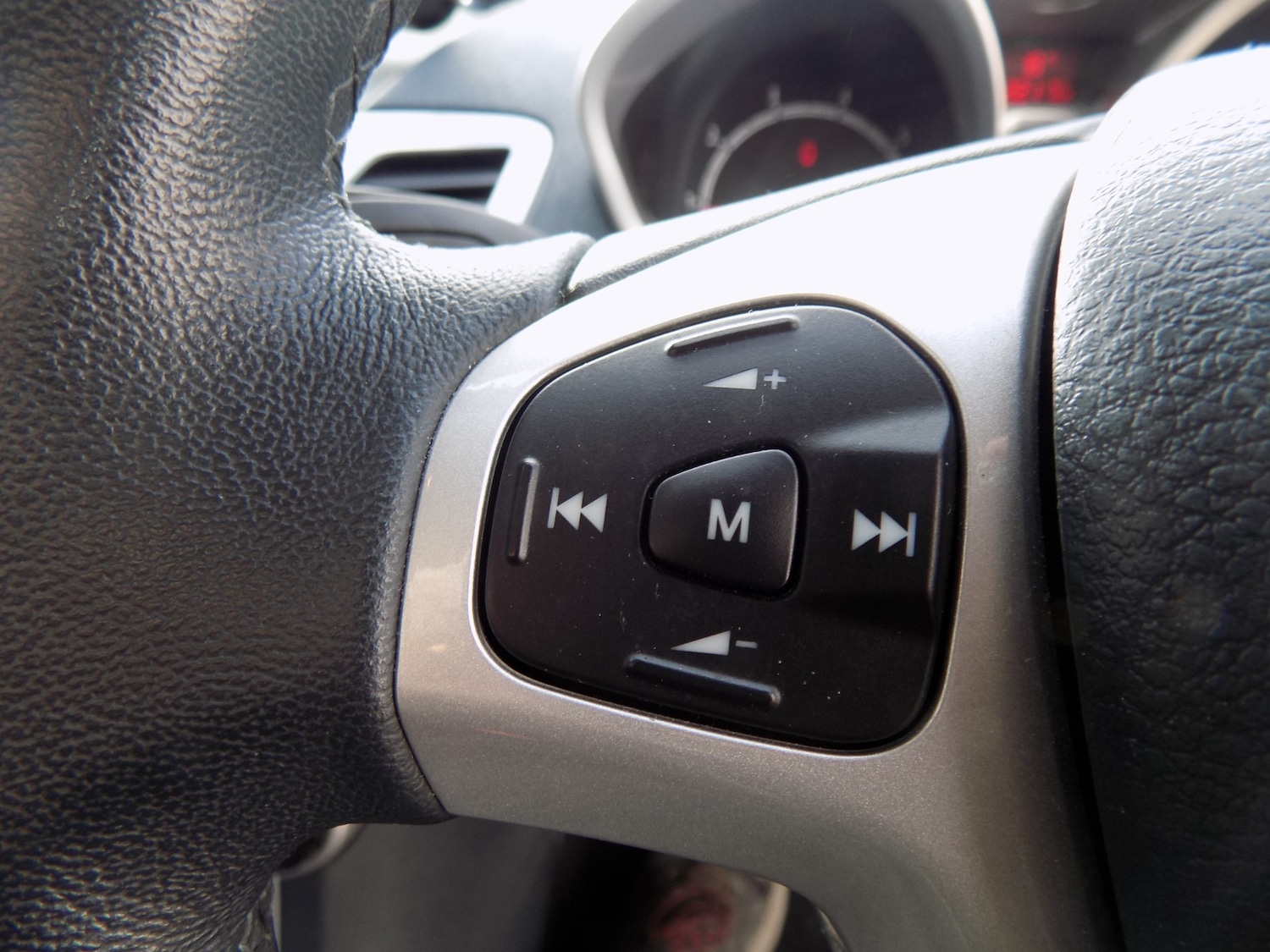 Used Ford Fiesta 2012 for sale - 76219338: Photo 33