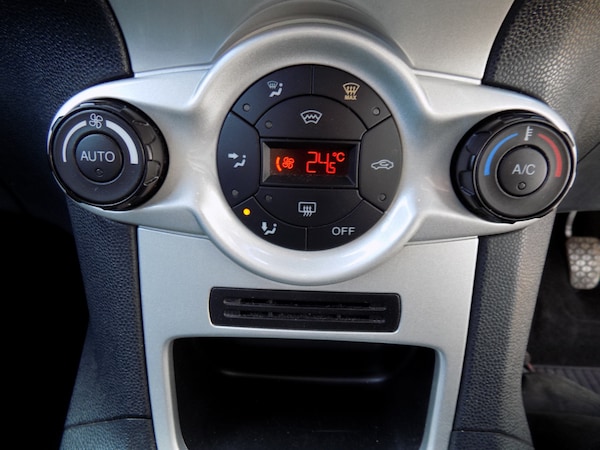 Used Ford Fiesta 2012 for sale - 76219338: Photo 36