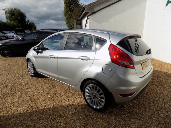 Used Ford Fiesta 2012 for sale - 76219338: Photo 6