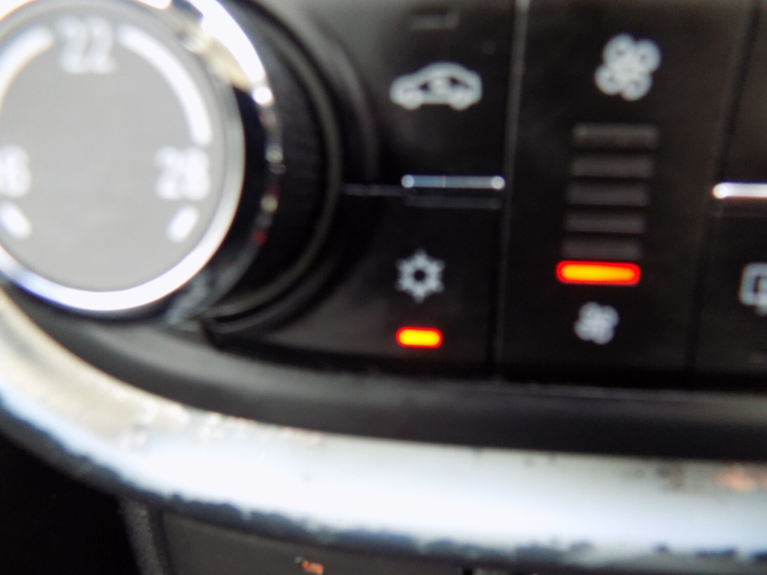 Used Vauxhall Mokka 2015 for sale - 76309598: Photo 34