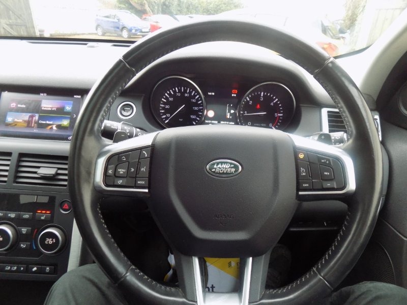 Used Land Rover Discovery Sport 2015 for sale - 78039558: Photo 15